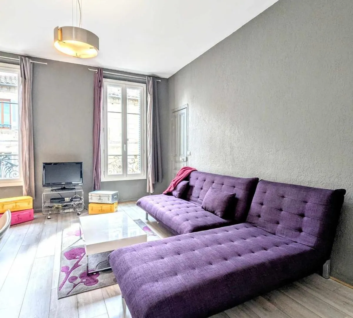 Le Thiers - Hypercentre - Wifi - Air Conditioning Avignon France