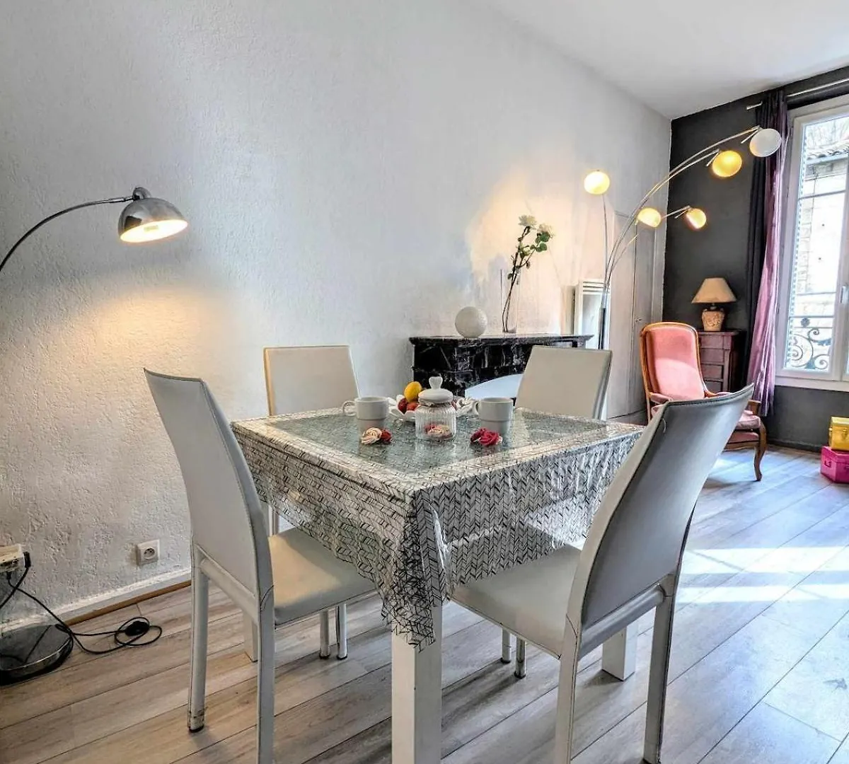 Apartment Le Thiers - Hypercentre - Wifi - Air Conditioning Avignon France